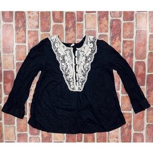 Pre-Owned Divided By H&M Black Blouse Beige Lace Button V-Neck Sz 4 Long Sleeve